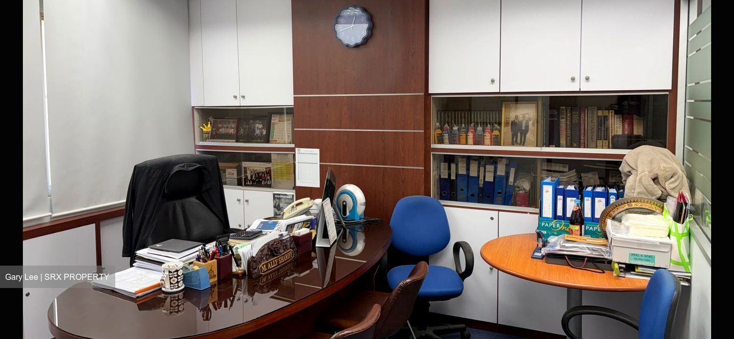 Golden Sultan Plaza (D7), Office #577992761